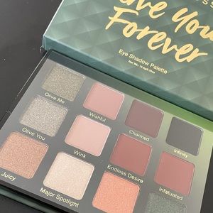 Violet Voss Cosmetics Eye Shadow Palette